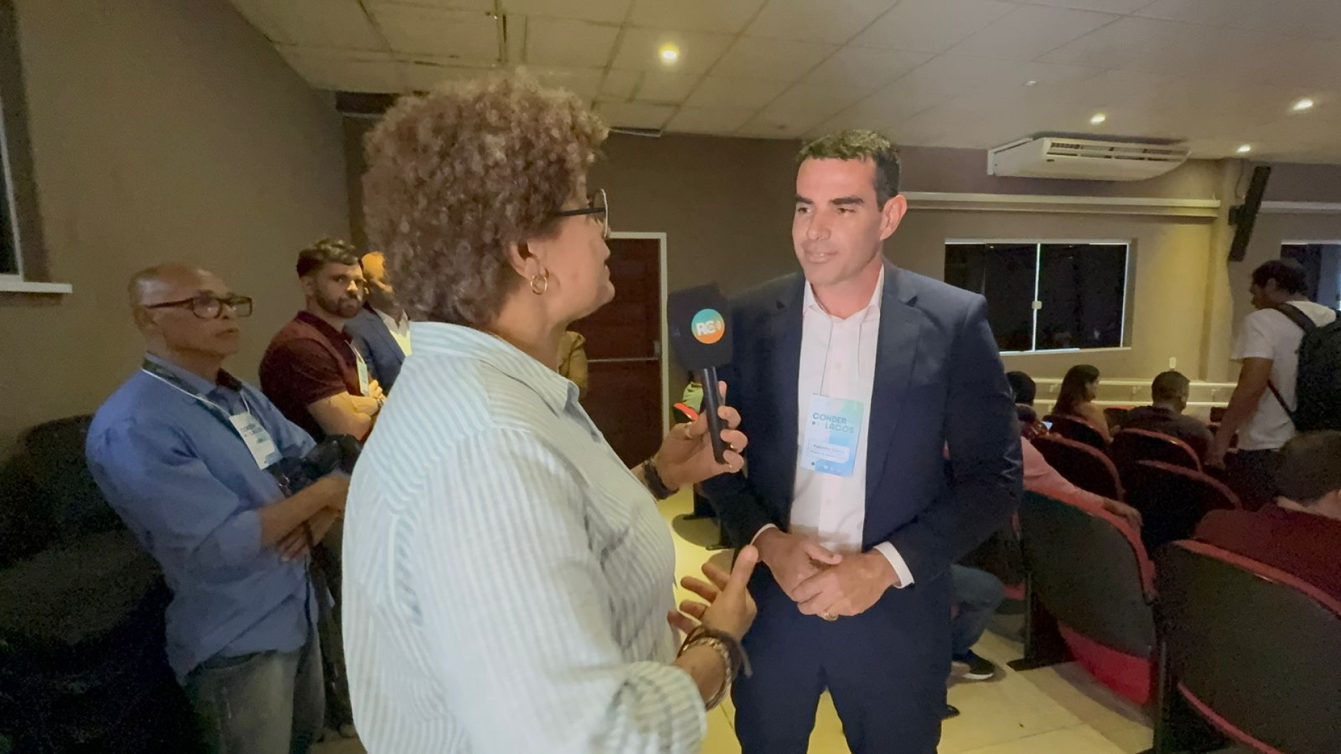 Regi&atilde;o dos Lagos formaliza cria&ccedil;&atilde;o do Conderlagos e refor&ccedil;a uni&atilde;o pol&iacute;tica entre os munic&iacute;pios  - Renata Cristiane 