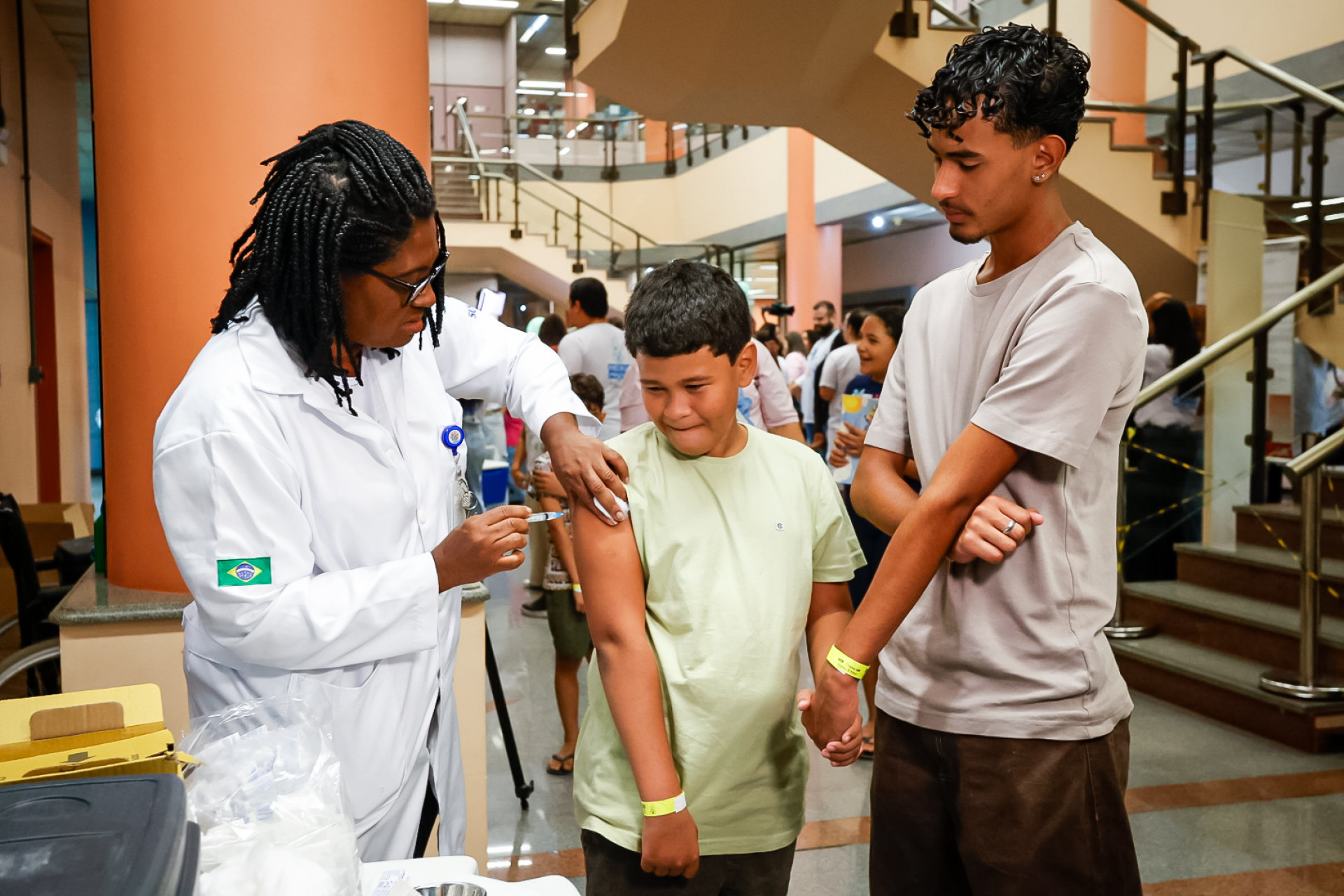 Campanha tem o objetivo de manter cadernetas de vacinação de crianças e adolescentes atualizadas - Edu Kapps/Secretaria Municipal de Saúde