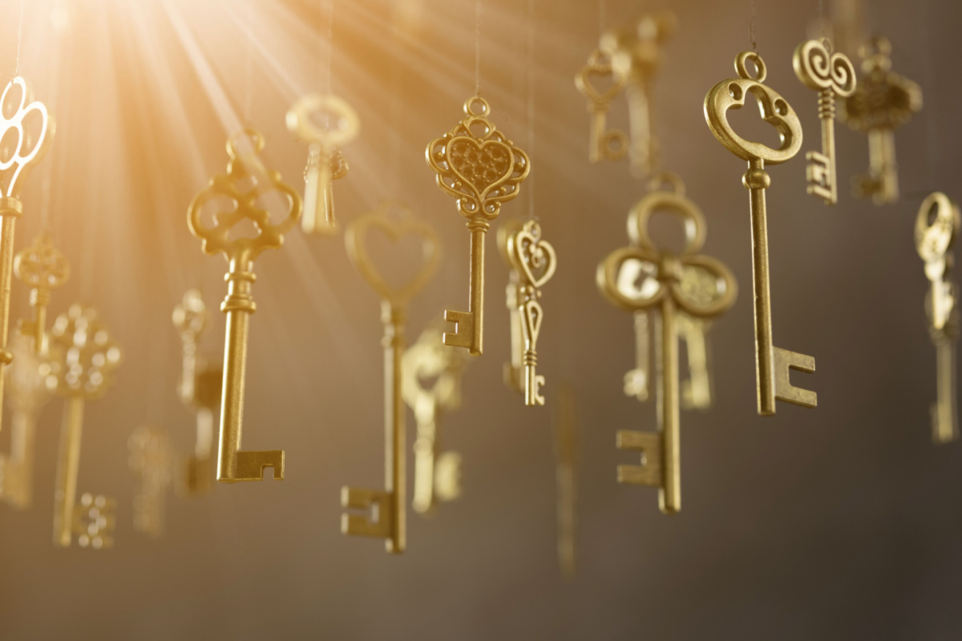 A chave &eacute; vista como um s&iacute;mbolo de acesso, de desvendar mist&eacute;rios e de superar obst&aacute;culos (Imagem: Shutter_M | Shutterstock)