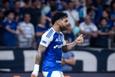 Vídeo! Gabigol perde 'gol incrível' e lance viraliza nas redes sociais