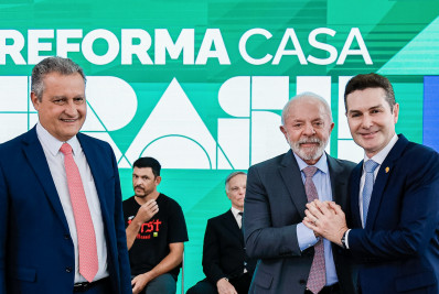 Lula lança programa de reforma de casas e defende ação para invisíveis
