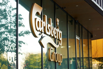 Cervejaria dinamarquesa apresenta a menor garrafa de cerveja da história