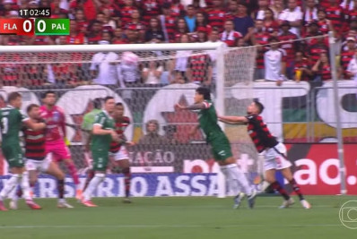 CBF divulga áudio do VAR em possível pênalti para Palmeiras: 'Não faz flexão com impacto'