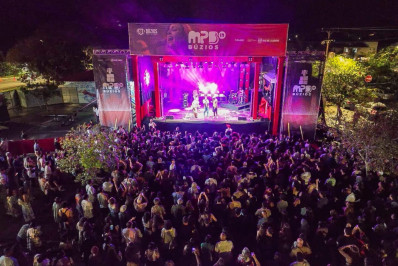 MPB in Búzios 2025 reúne mais de 13 mil pessoas na Praça Dona Dita, no bairro Ferradura