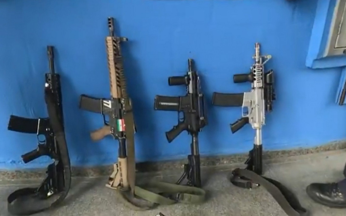 Quatro fuzis foram apreendidos no Complexo do Chapadão