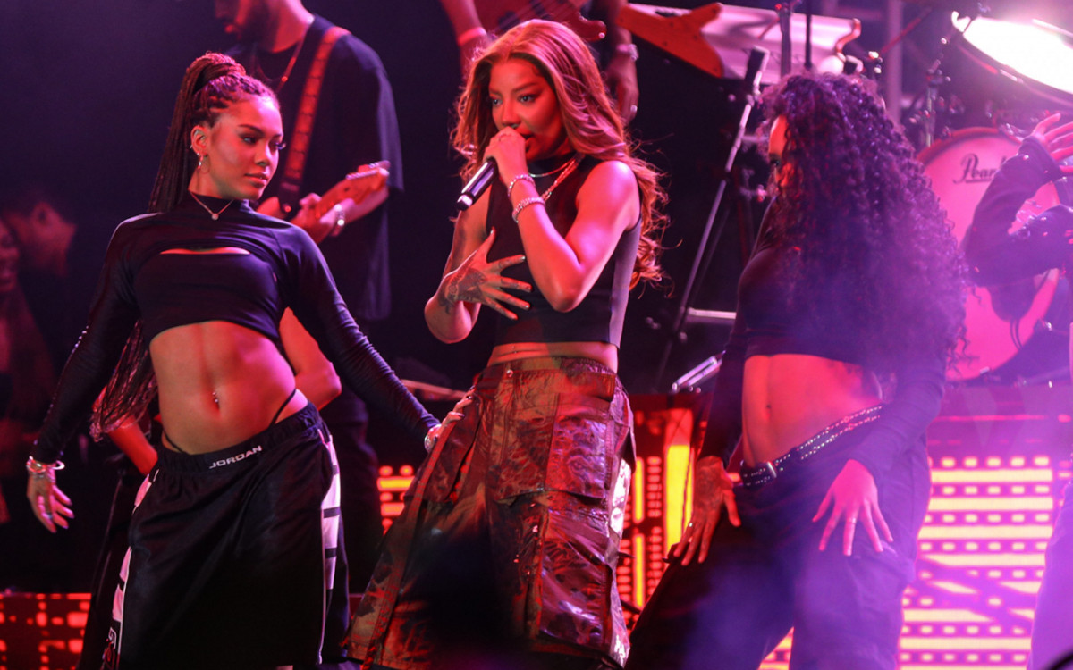 Ludmilla faz show gratuito no Terreirão do Samba, Centro do Rio