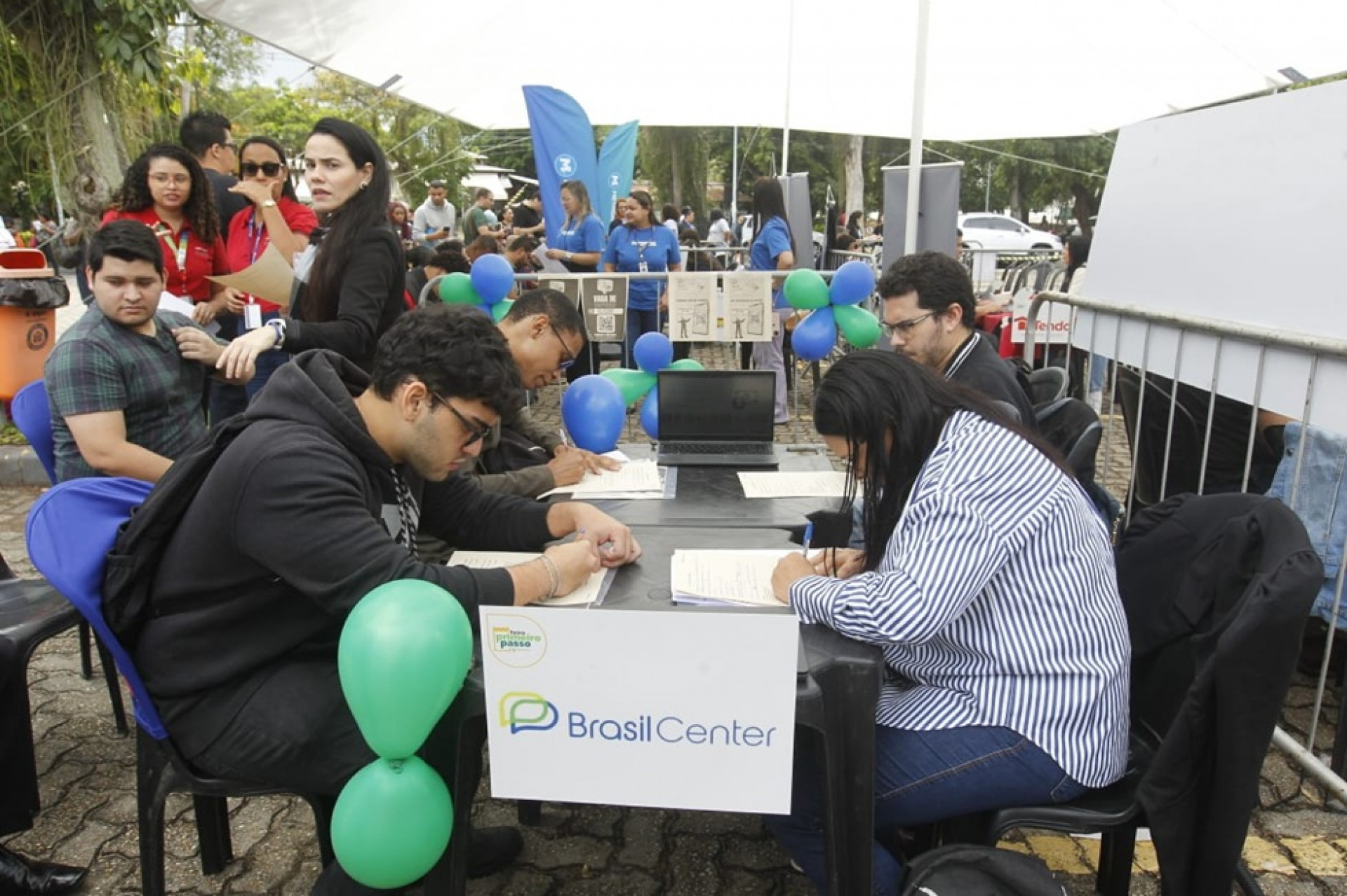 São oferecidas cerca de seis mil oportunidades de trabalho - Reginaldo Pimenta / Agência O Dia
