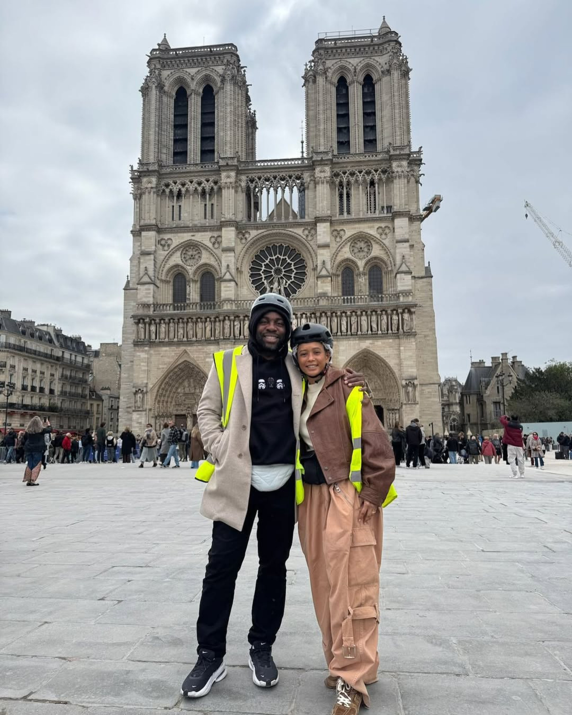 Lázaro Ramos e Taís Araujo aproveitam passeio em Paris, na França - Reprodução / Instagram