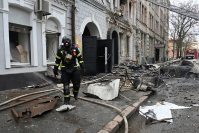 Ataques russos provocam apagões e deixam seis mortos na Ucrânia