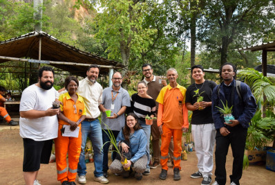 Clin recebe universitários para troca de experiências sobre sustentabilidade