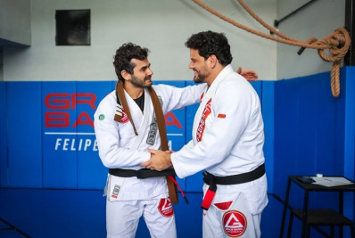 Multicampeão Felipe Preguiça celebra fase da LMJJ e da sua academia: 'Melhor momento'