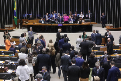 Câmara aprova emenda sobre gratuidade de bagagem despachada em voos