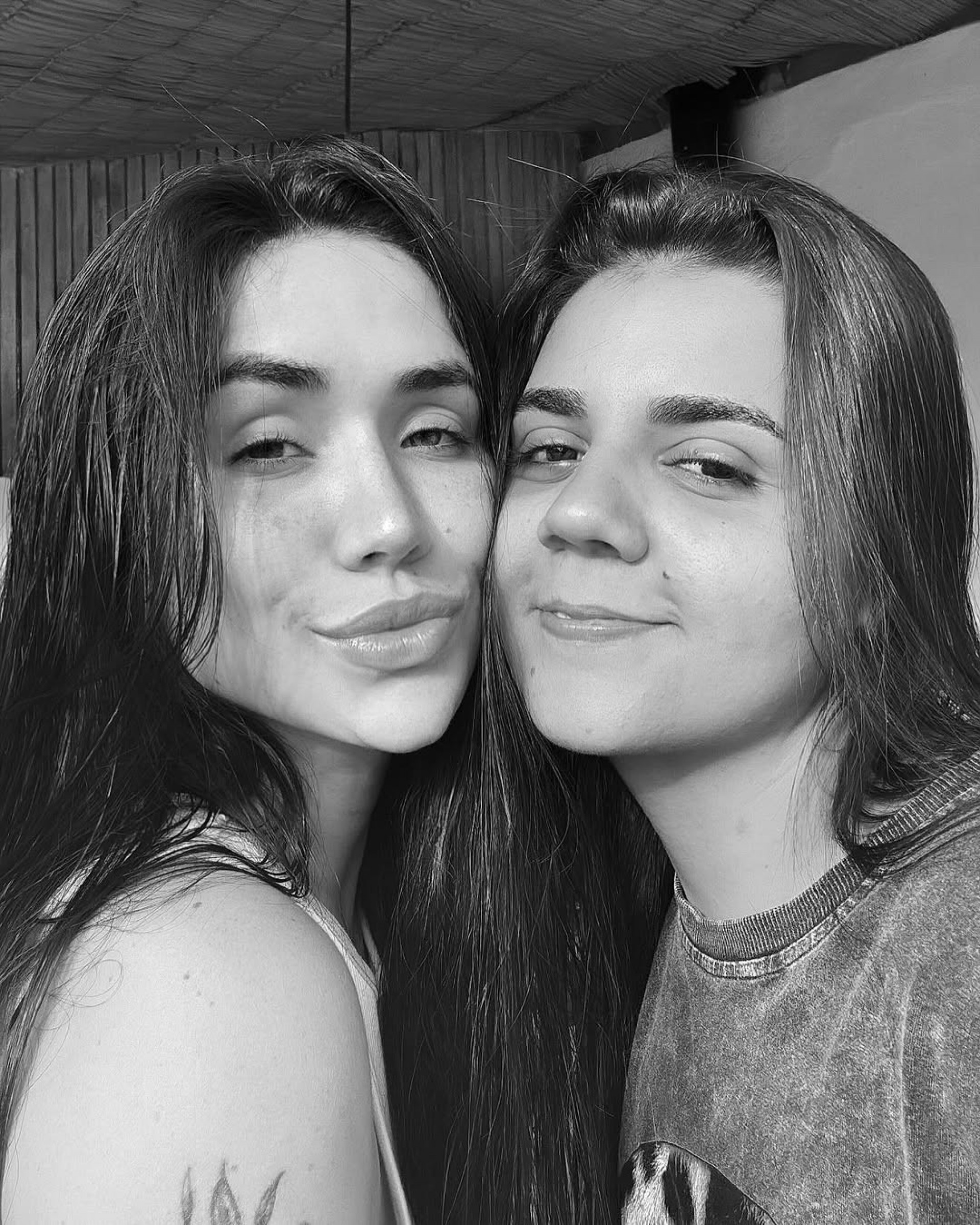 Yasmin Santos comunicou término de noivado com Maria Venture  - Reprodução/Instagram 