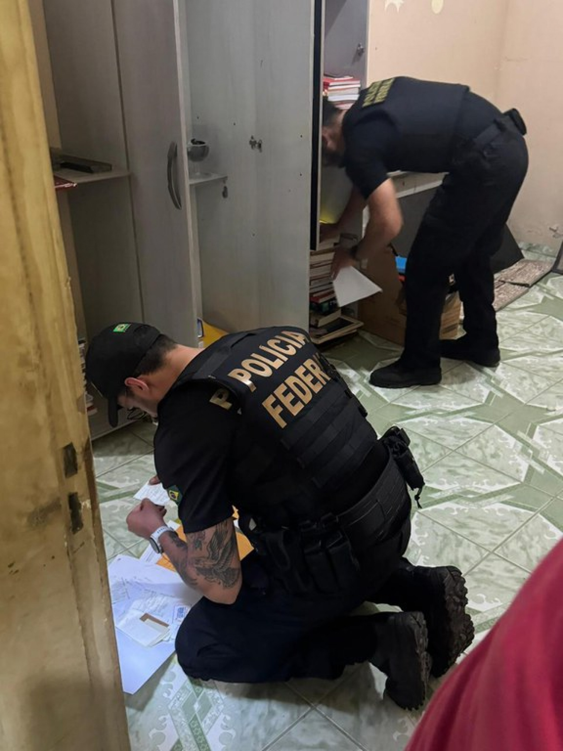 Documentos foram apreendidos na operação - Divulgação/ Polícia Federal