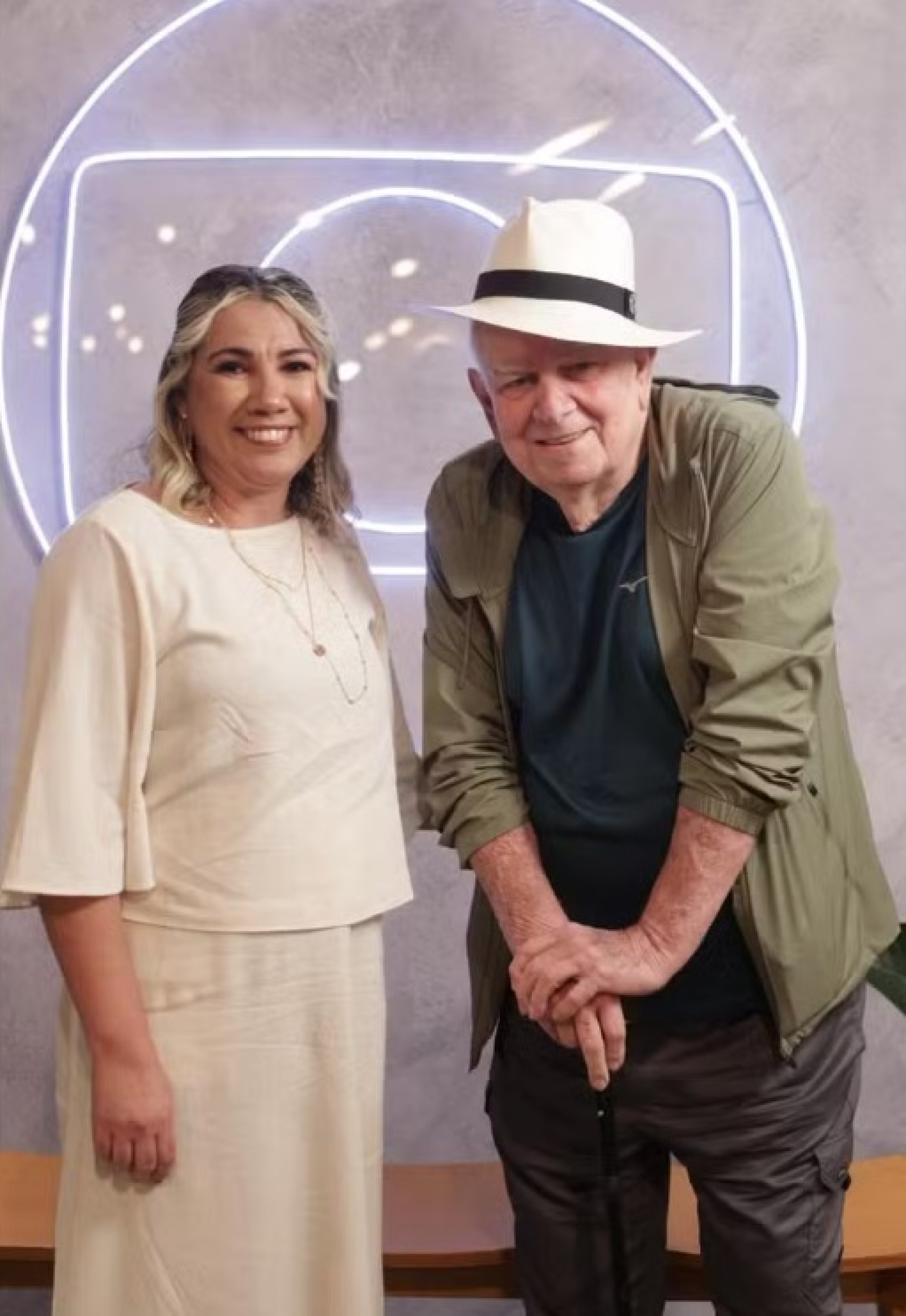 José Augusto Branco com amiga Neiva de Carvalho - Beatriz Damy/TV Globo