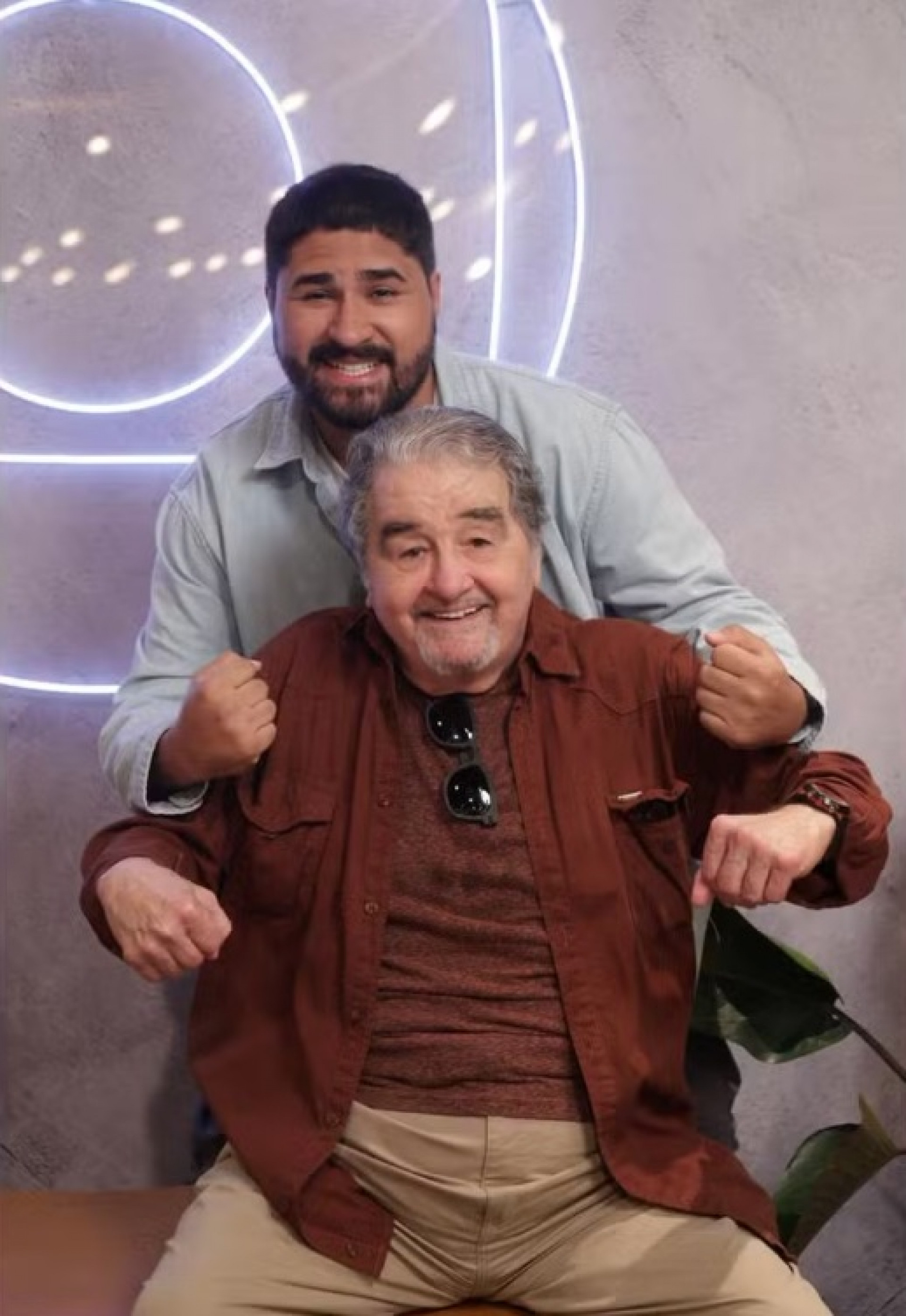 Otávio Augusto com o neto Luiz Otávio - Beatriz Damy/TV Globo