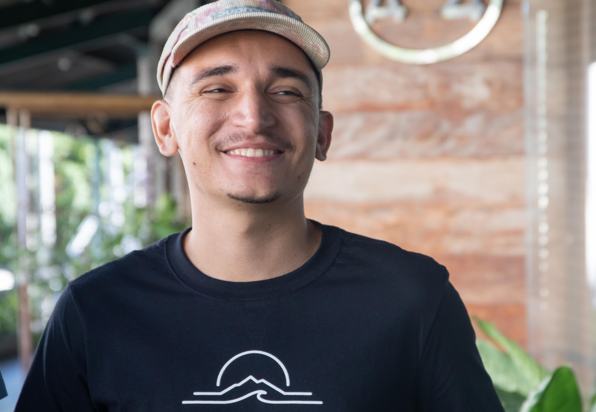 Cantor pernambucano João Gomes se apresenta nos Arcos da Lapa, neste domingo (26) - Érica Martin/Agência O Dia