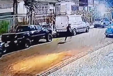 Homem é atingido por bala perdida em tiroteio no Leblon