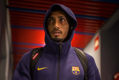 Raphinha se revolta após eliminação do Barcelona: 'Jogo roubado'