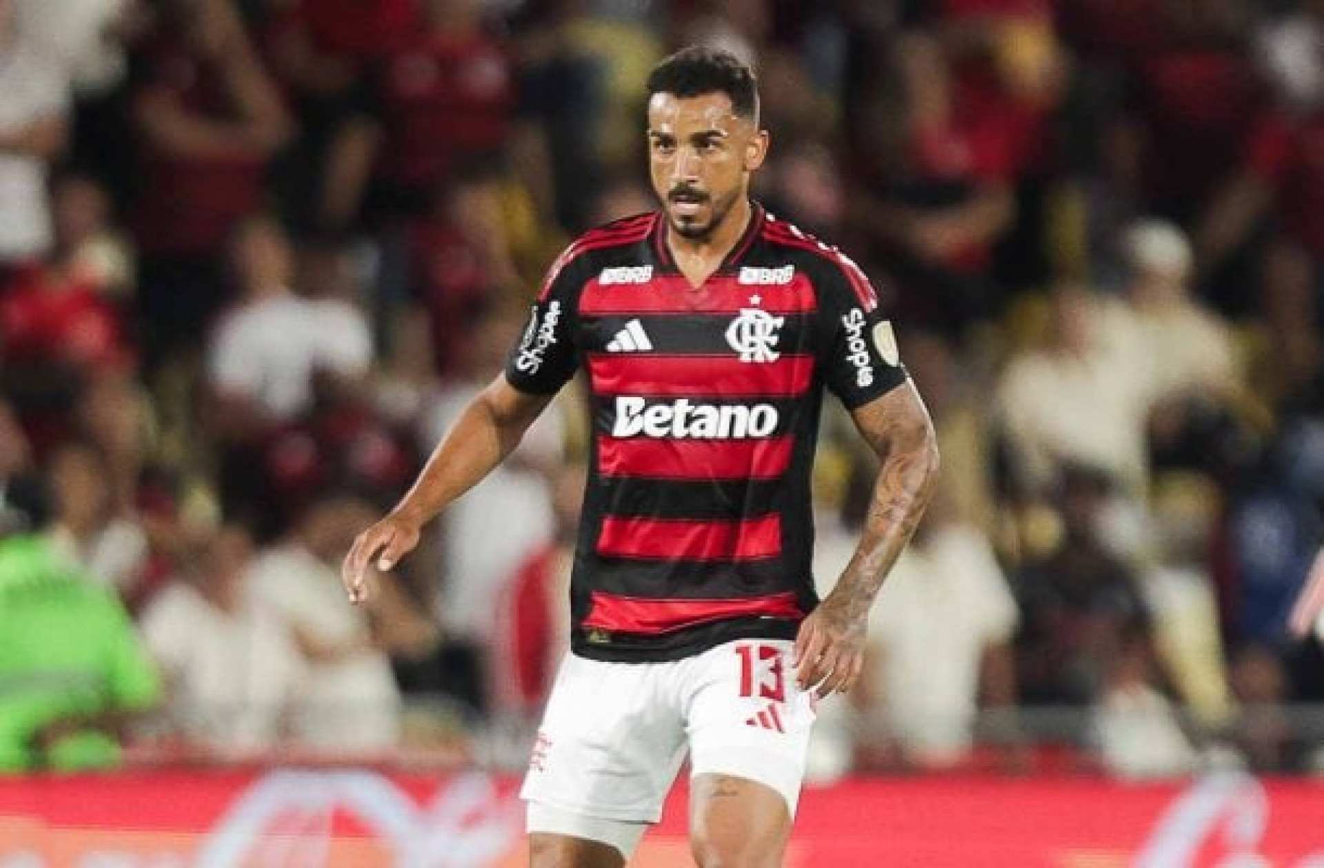 V&iacute;deo! Fala “em off” de jornalista da ESPN sobre Danilo gera rea&ccedil;&atilde;o de torcedores do Flamengo