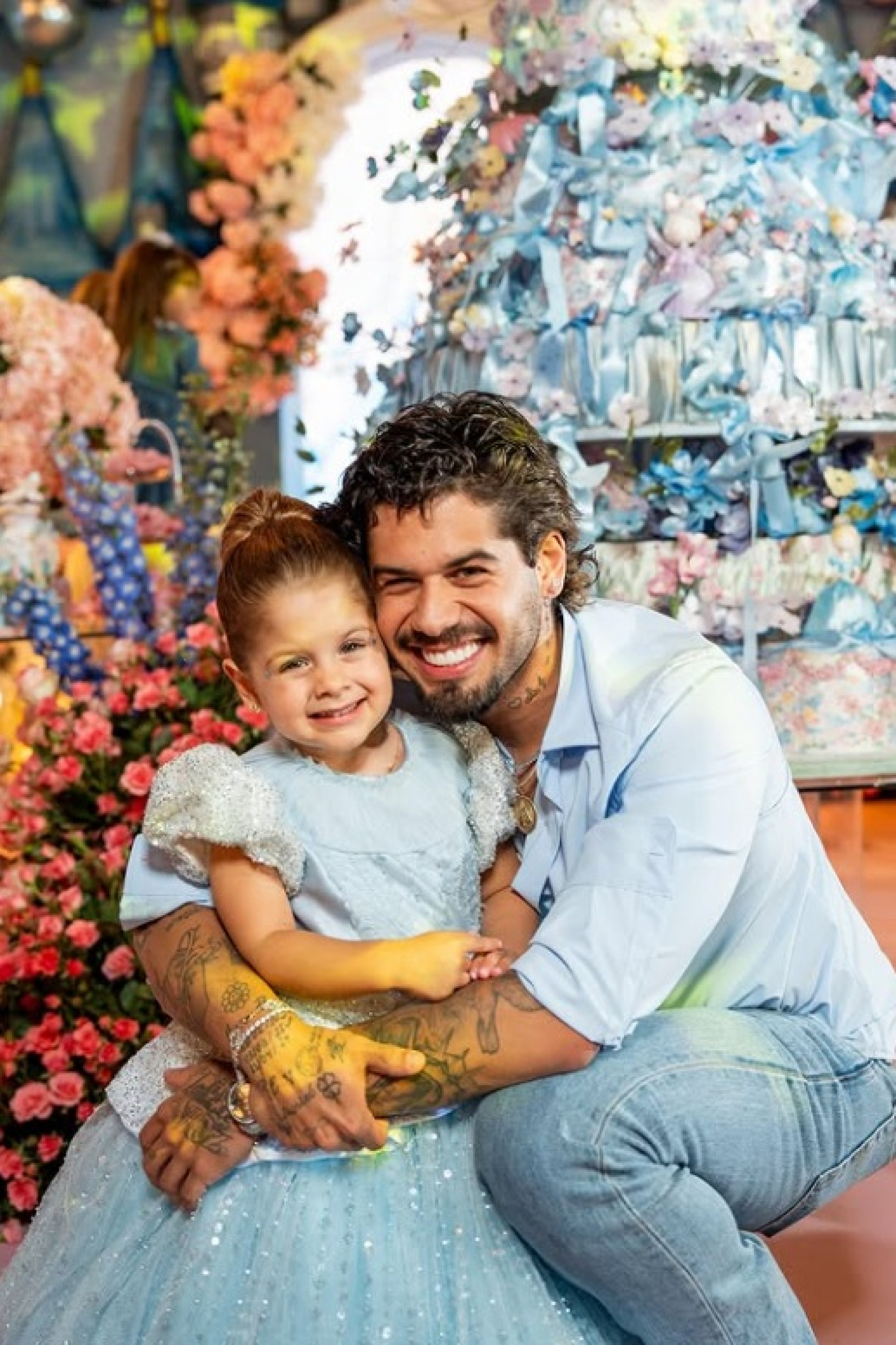 3 anos de Maria Flor: Zé Felipe e a aniversariante - Reprodução/Instagram