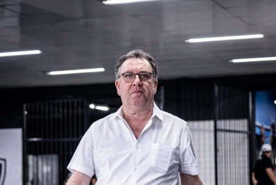 Presidente do Santos esfria interesse em Gabigol, atacante do Cruzeiro