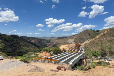 Serra das Araras tem bloqueios para desmonte de rochas nesta semana