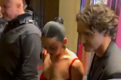 Vídeo! Katy Perry e Justin Trudeau fazem primeira aparição pública como casal