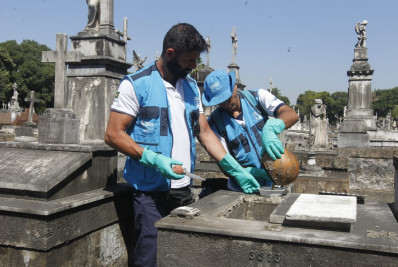 Cemitérios do Rio recebem vistoria contra dengue para o Dia dos Finados