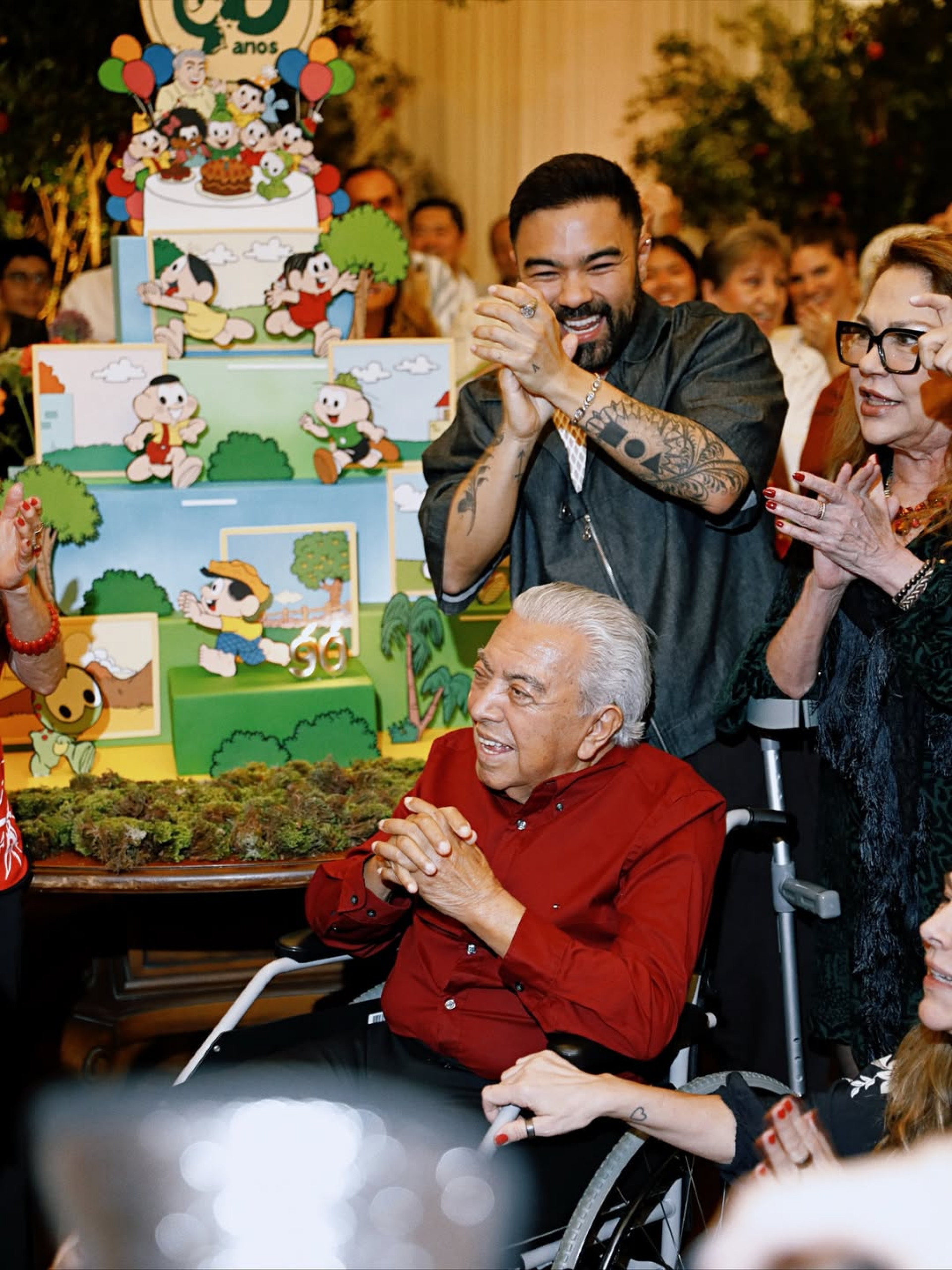 Maurício de Sousa com o filho, Mauro Sousa, no aniversário de 90 anos - Reprodução/Instagram