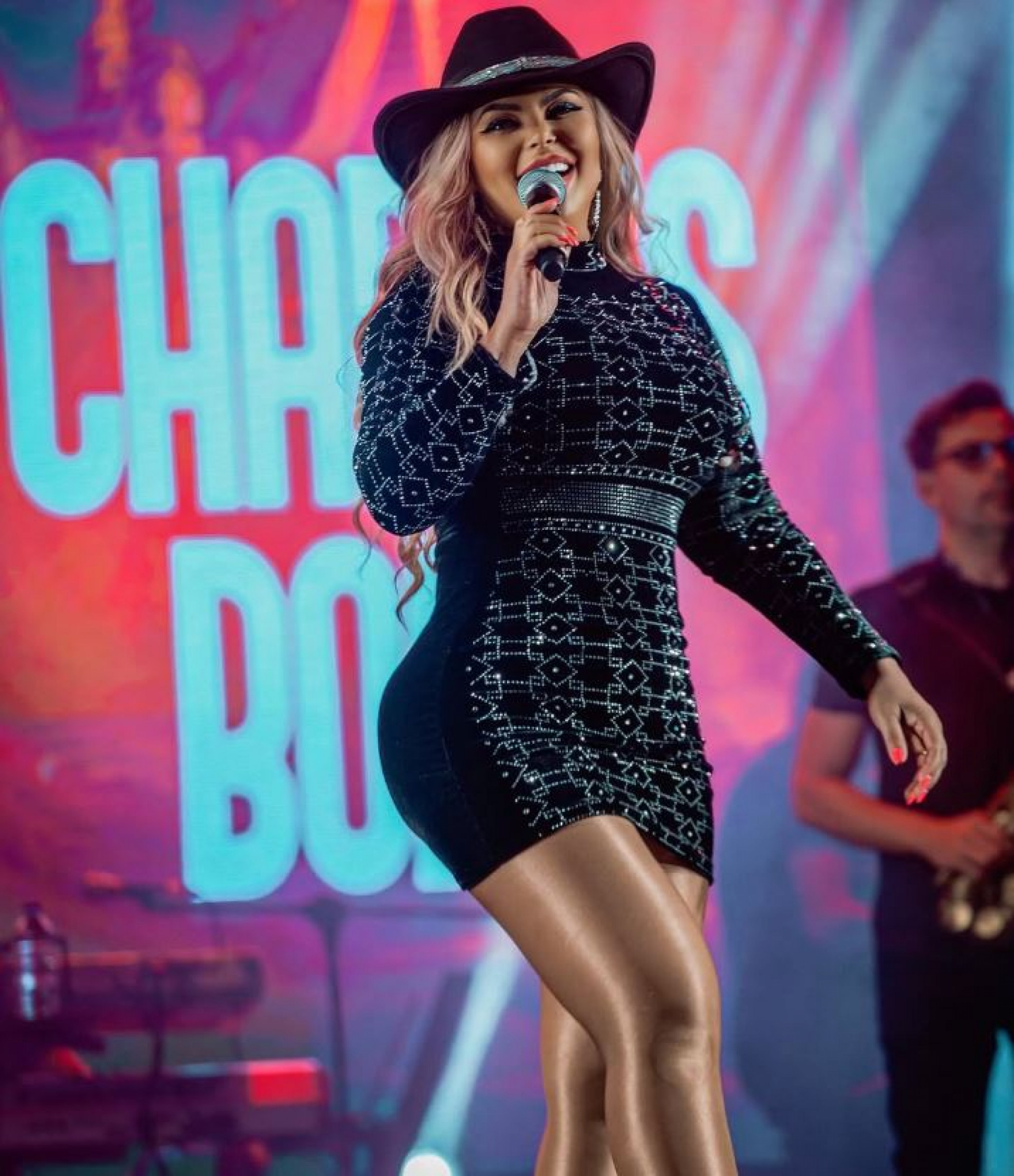 Vanessa Rios em apresentação pelo Capim com Mel, em 2024 - Reprodução / Instagram