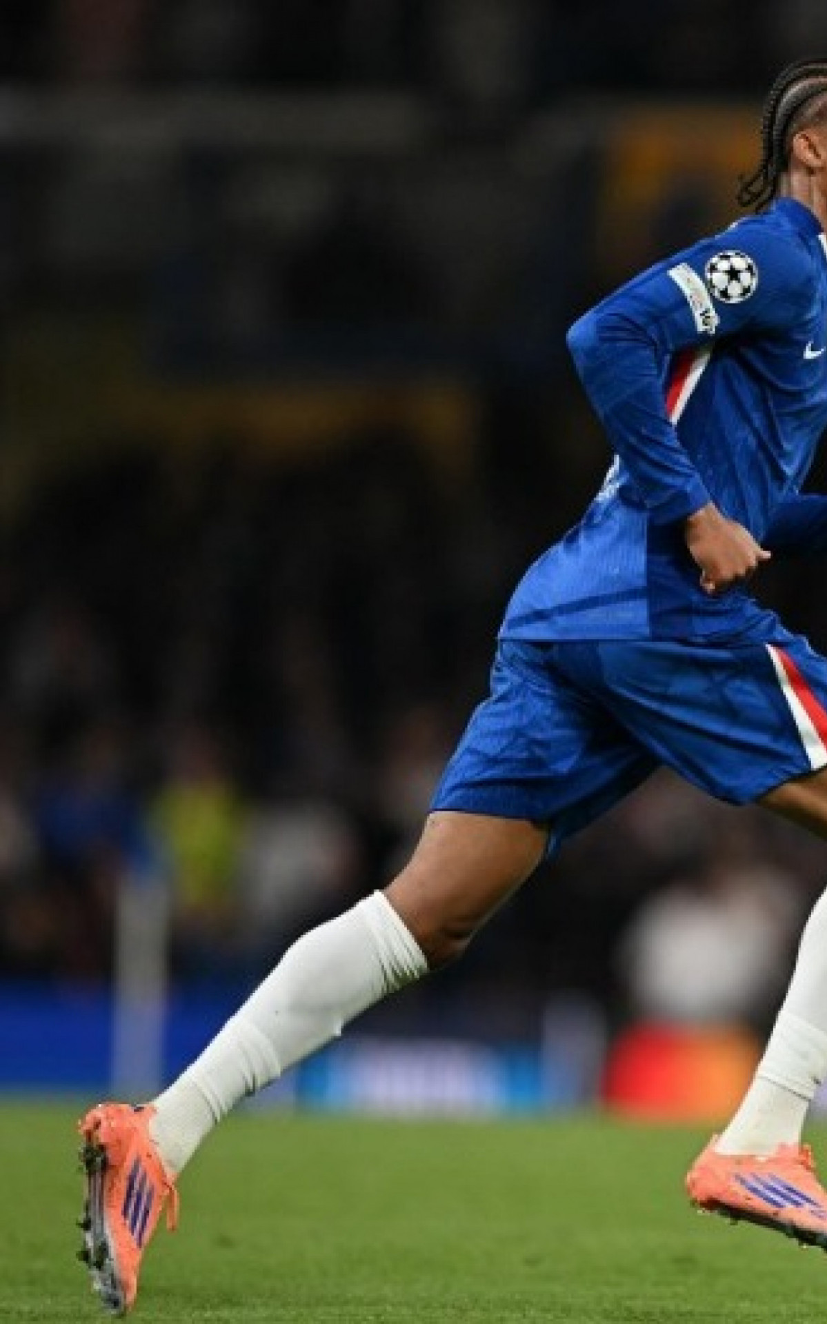 Jo&atilde;o Pedro em a&ccedil;&atilde;o pelo Chelsea - Divulga&ccedil;&atilde;o / Chelsea