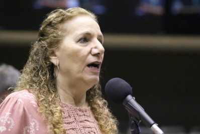 Câmara dos Deputados aprova licença menstrual de até dois dias