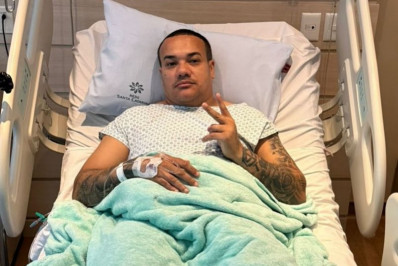 Cantor Vitinho anuncia pausa na carreira após passar por cirurgia nas cordas vocais