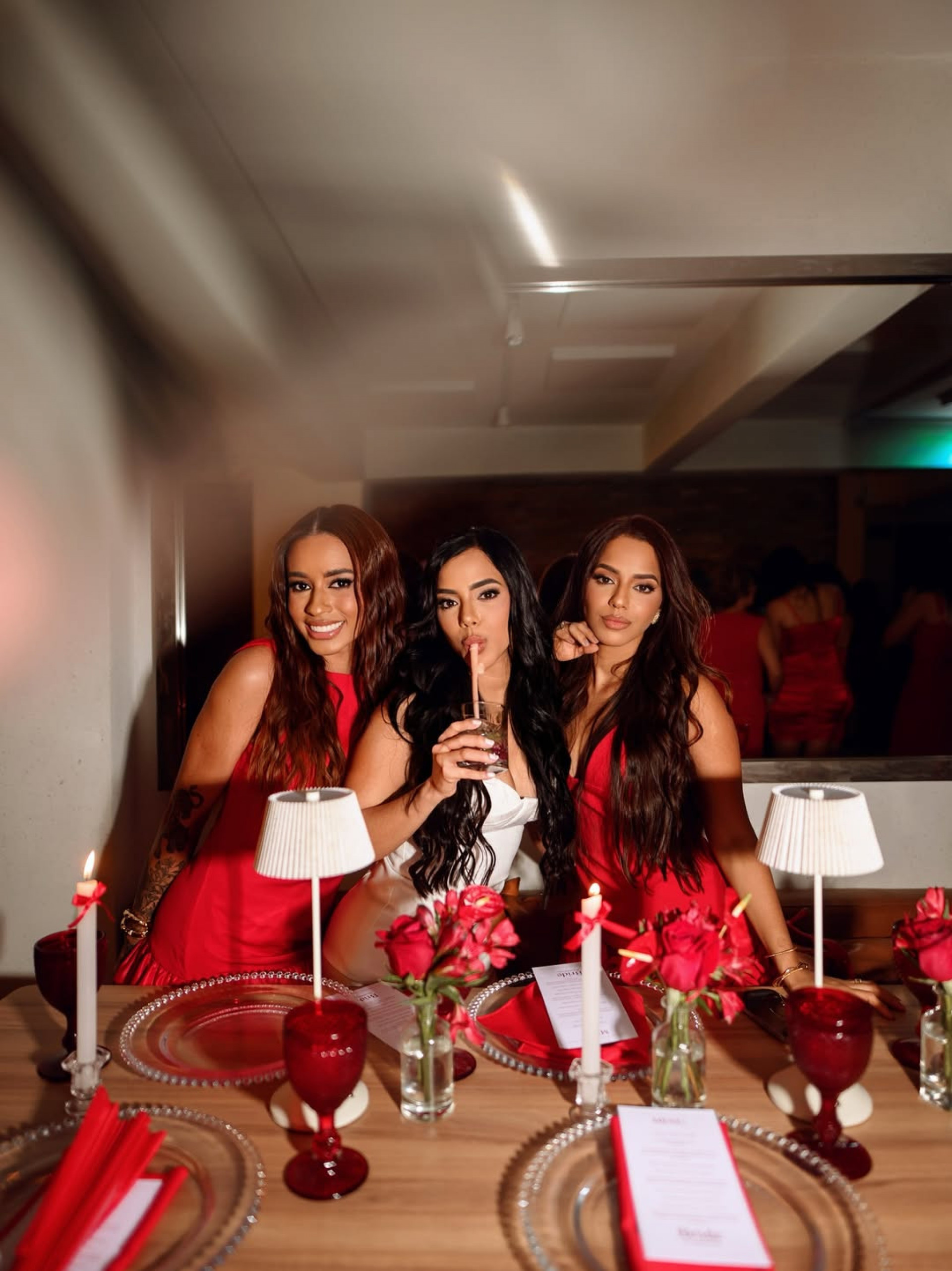 Lomma negou que tenha rompido amizade com Mirella e Mariely  - Reprodu&ccedil;&atilde;o/Instagram 