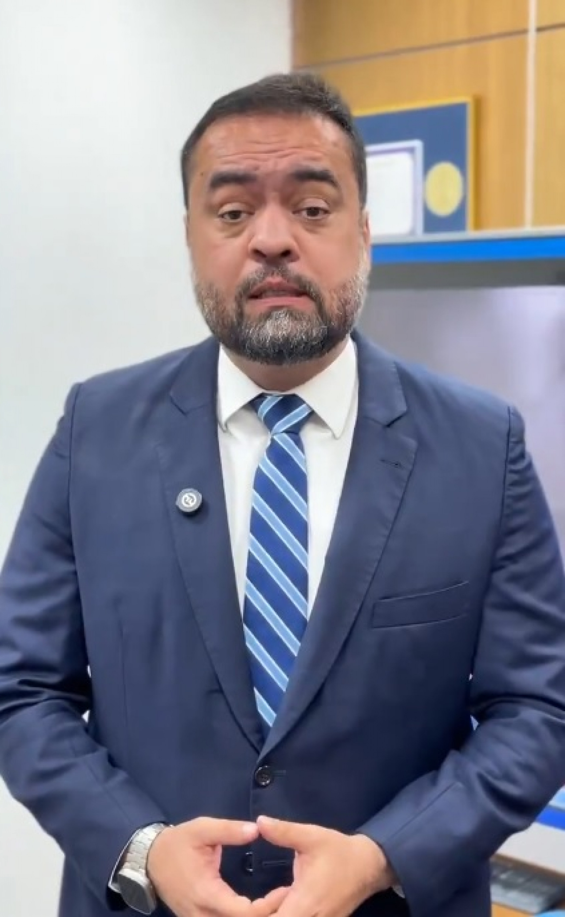 Castro classifica megaoperação no Alemão e na Penha de \'duro golpe na criminalidade\'