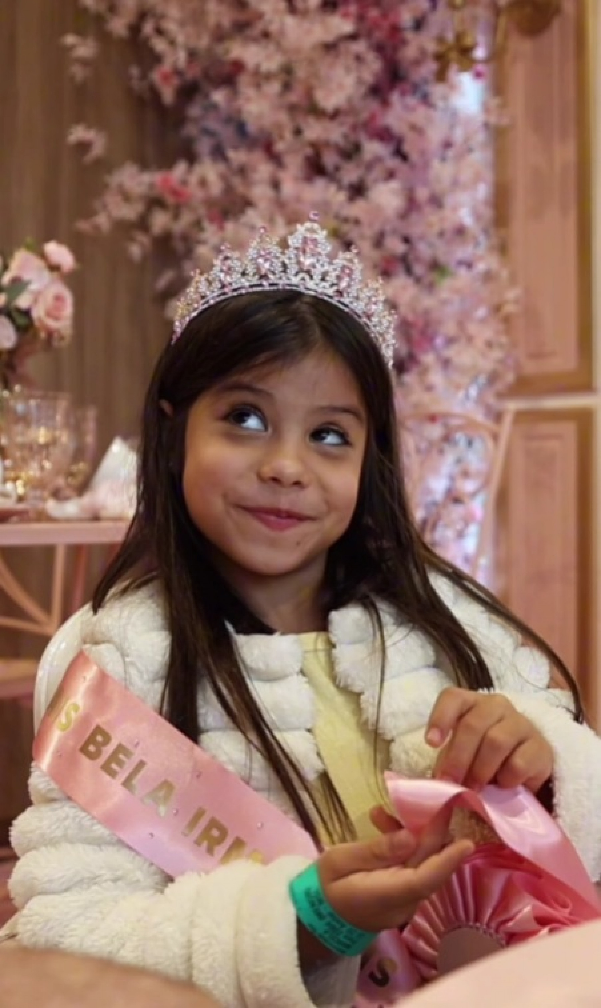 Sophia foi coroada como a mais bela irmã mais velha - Reprodução / Instagram