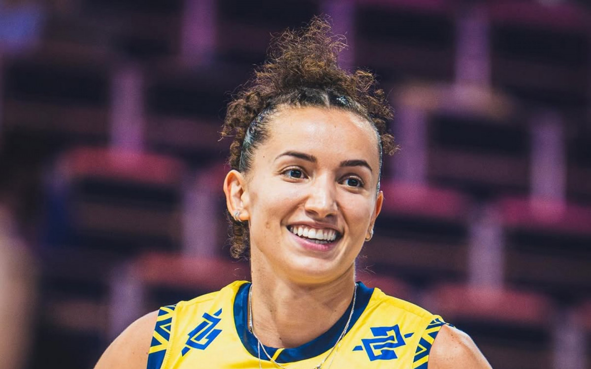 Gabi joga na sele&ccedil;&atilde;o brasileira