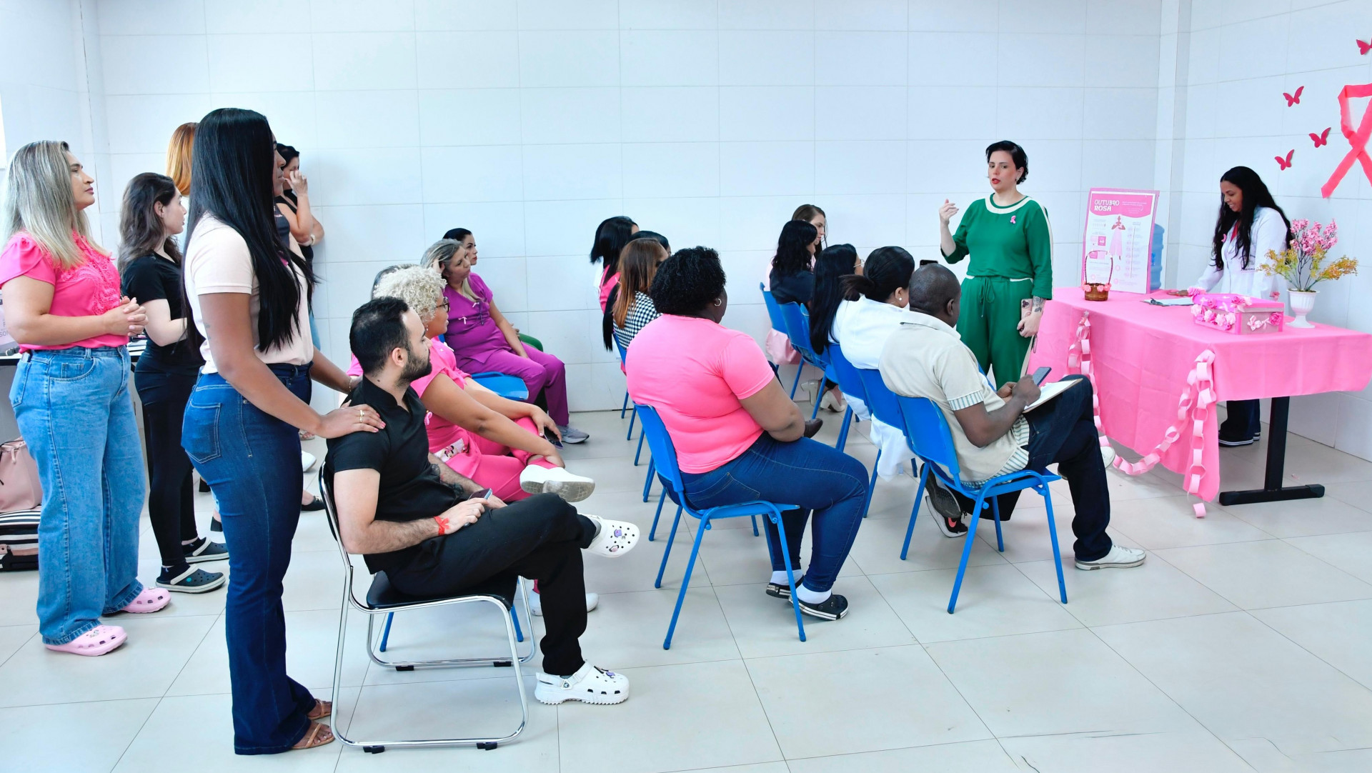 A m&eacute;dica Liliane Carvalho abordou a import&acirc;ncia da valoriza&ccedil;&atilde;o da vida   - Divulga&ccedil;&atilde;o