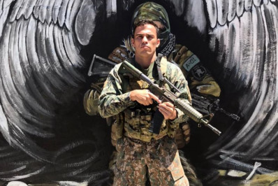 'Continua orando', pediu policial antes de ser morto em megaoperação