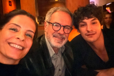 Pedro Waddington celebra aniversário ao lado dos pais Helena Ranaldi e Ricardo Waddington