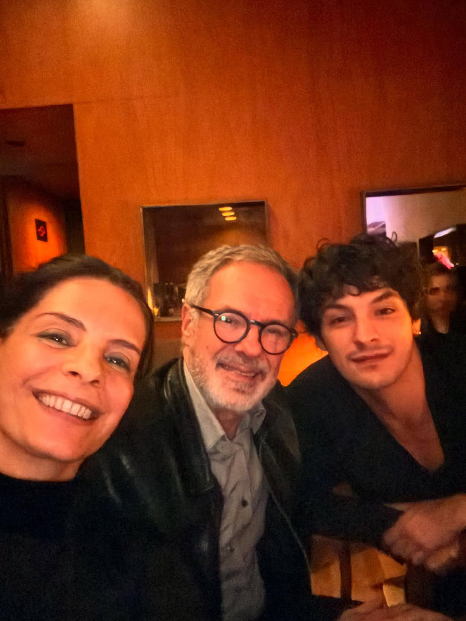Pedro Waddington reúne os pais, Helena Ranaldi e Ricardo Waddington, em jantar de aniversário - Reprodução / Instagram