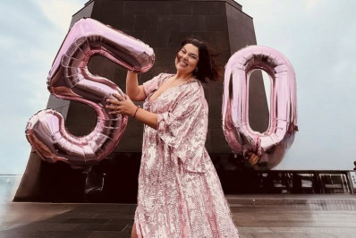 Fabiana Karla celebra 50 anos aos pés do Cristo Redentor