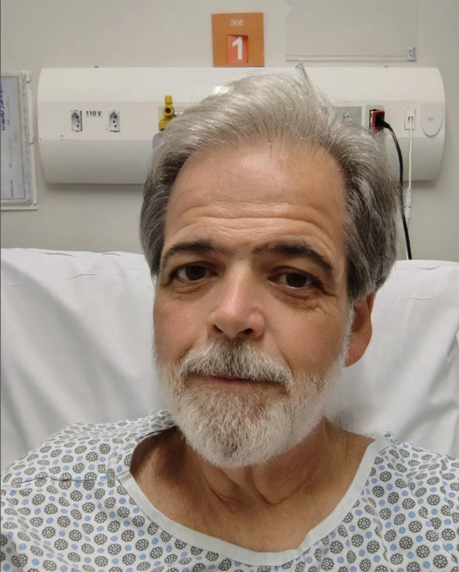 Claudio Cinti quando estava internado - Reprodução / Instagram