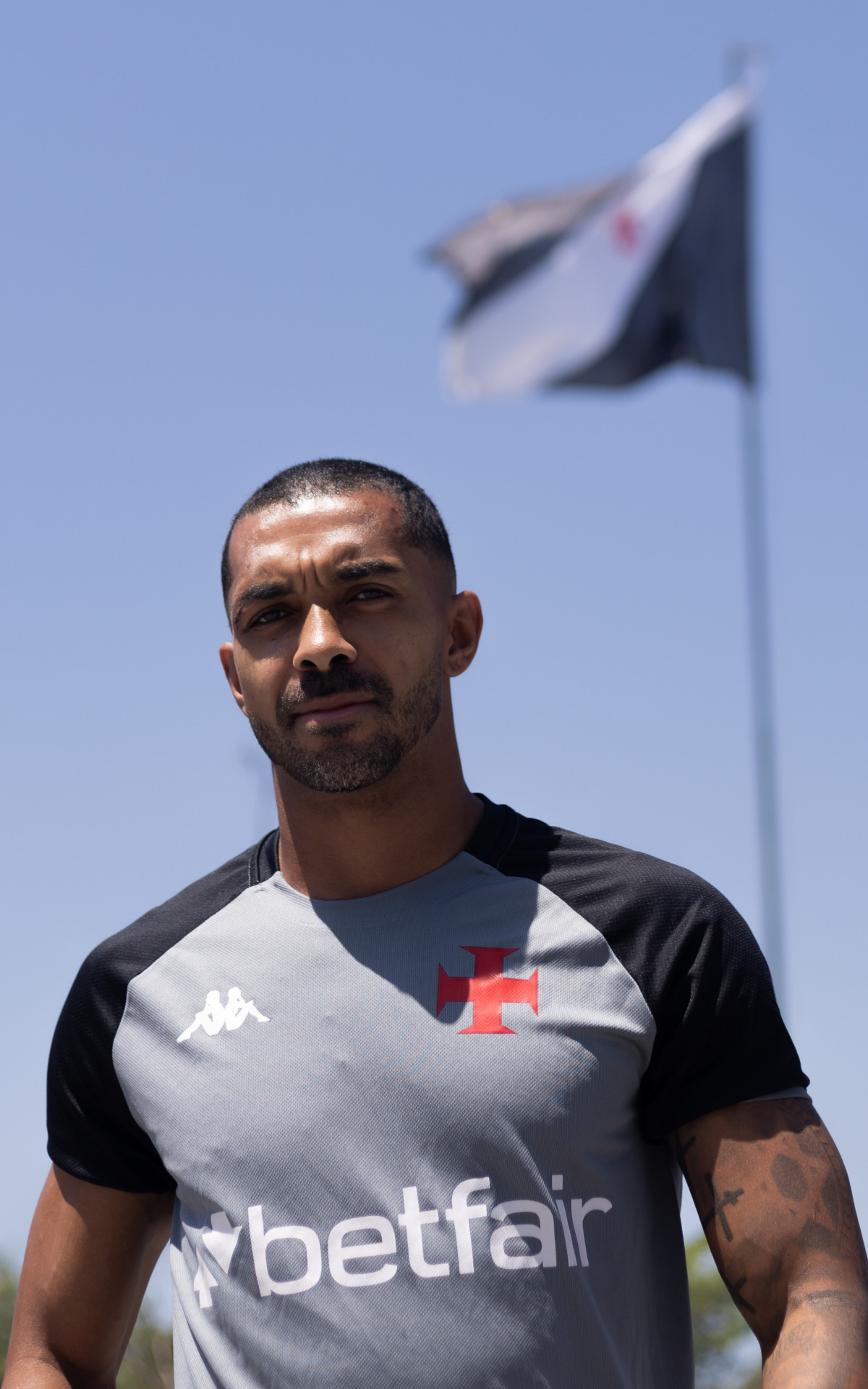 Vasco pode sofrer de novo com a lateral por causa da Data Fifa 