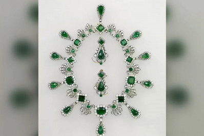 Duas pessoas são indiciadas pelo roubo no Louvre e outras três são liberadas