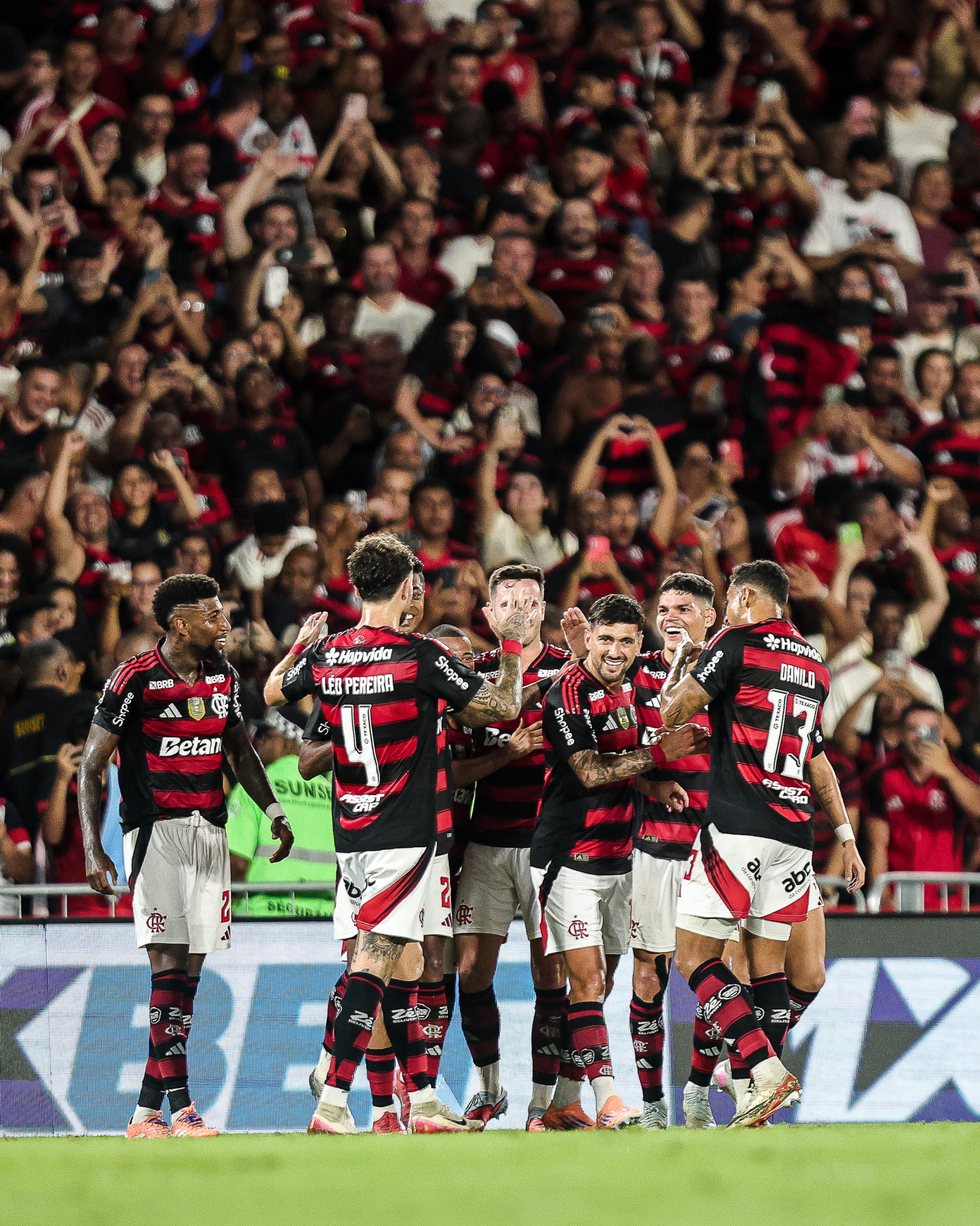 FLAMENGO X SPORT - CAMPEONATO BRASILEIRO - MARACANA - 01-11-2025 - Gilvan de Souza / Flamengo