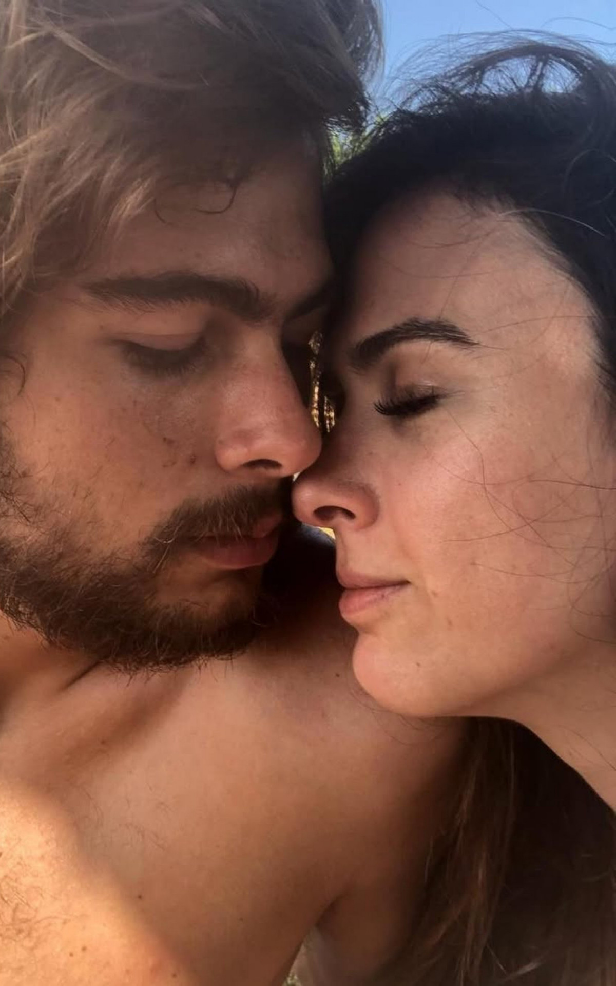 Tata Werneck se declara em homenagem emocionante a Rafa Vitti por seus 30 anos!