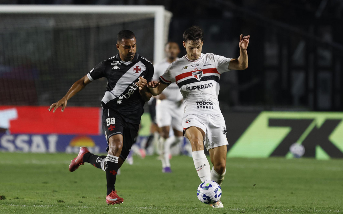 Vasco Leva DURA Derrota em Casa e Vê Sonho do G-6 Escapar!