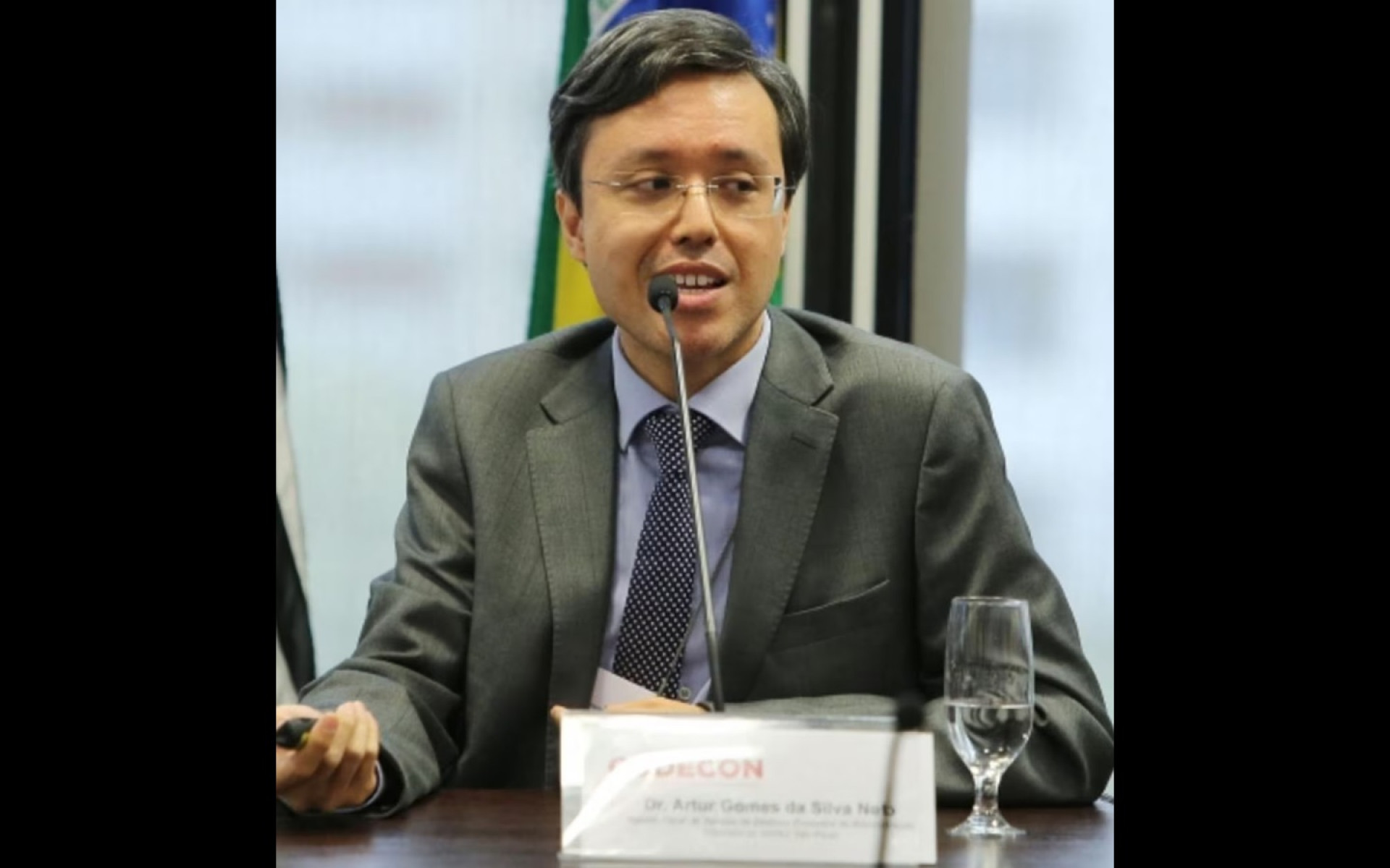 Fiscal do esquema de R$ 1 bi em propinas diz que não é 'dedo-duro' e que 'sobrevive dopado'